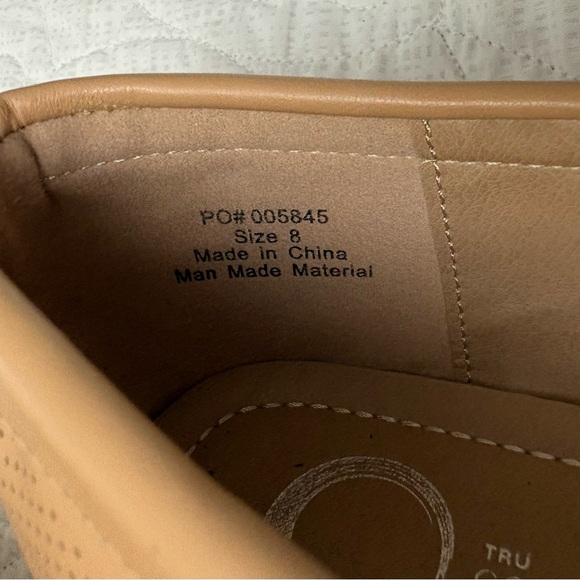 Tau Comfort Foam tan loafers - Picture 7 of 8
